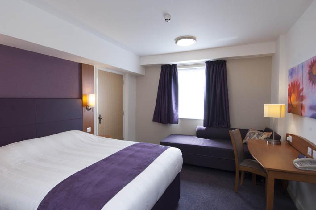 Premier Inn Dundee West Cameră foto