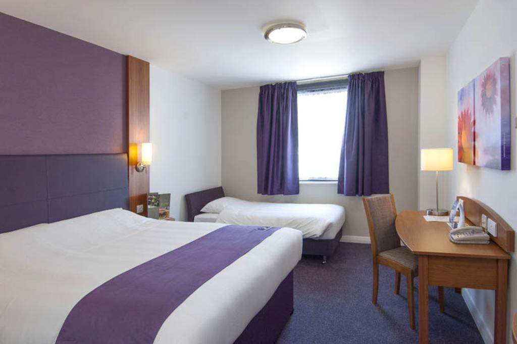 Premier Inn Dundee West Cameră foto